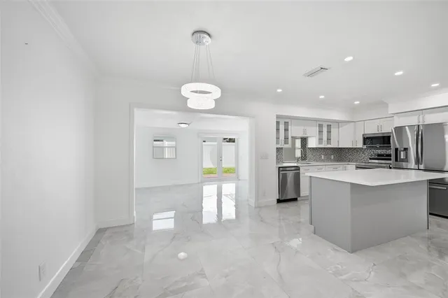 $850,000 | 1400 Southeast 8th Avenue, Deerfield Beach, FL 33441