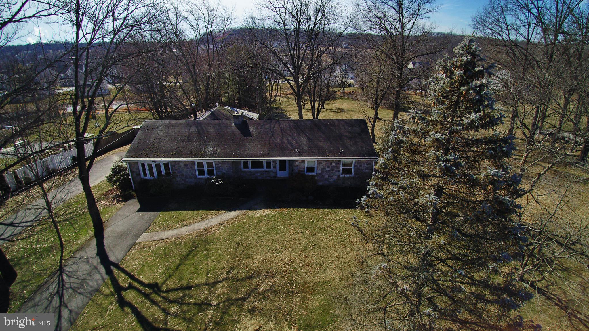 422 East Moyer Road Pottstown, PA 19464 - Photo 3 of 54 Gallery Image 3