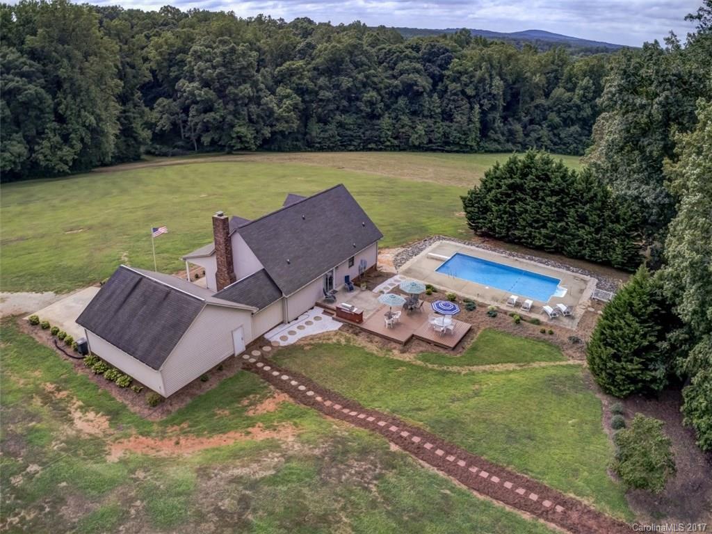 3266 Laboratory Road Lincolnton, NC 28092 - Photo 3 of 24 Gallery Image 3