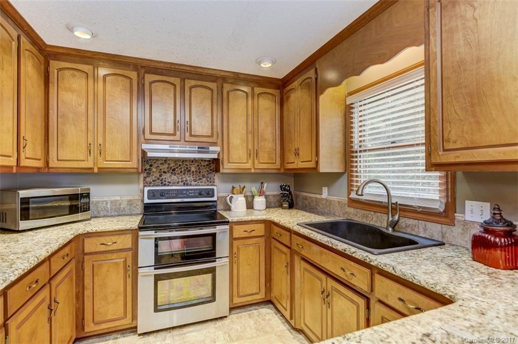 3266 Laboratory Road Lincolnton, NC 28092 - Photo 8 of 24 Gallery Image 8