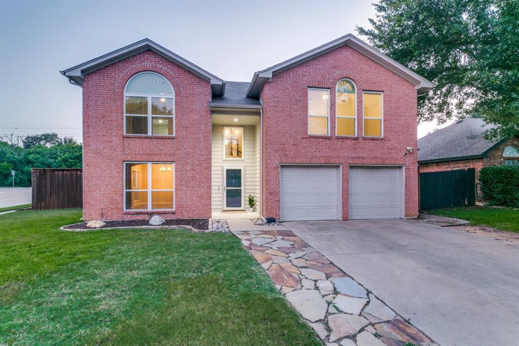 2801 Waverly Road Flower Mound, TX 75028 - Photo 2 of 28