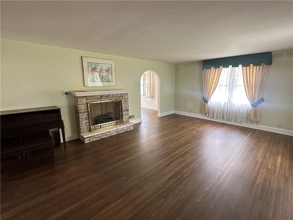 43 Elm Ridge Mattoon, IL 61938 - Photo 2 of 20