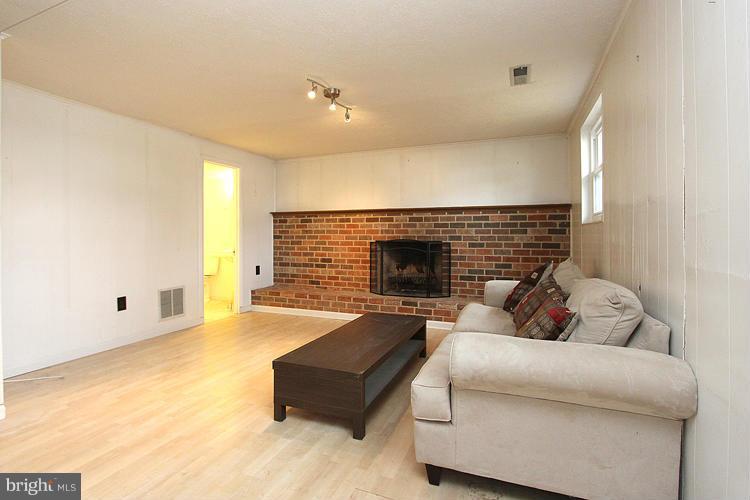 1037 Brice Road Rockville, MD 20852 - Photo 25 of 30 Family Room