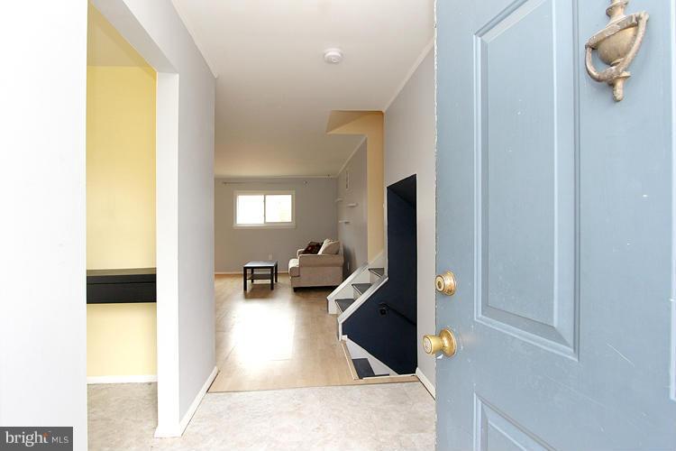 1037 Brice Road Rockville, MD 20852 - Photo 4 of 30 Interior