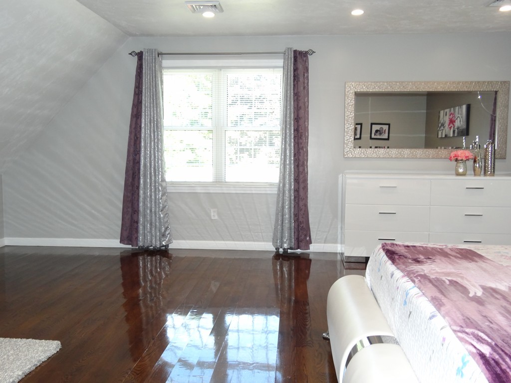 23 Charge Pond Road Wareham, MA 02571 - Photo 31 of 38 Gallery Image 31