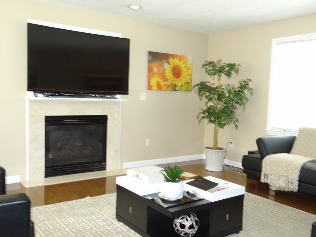 23 Charge Pond Road Wareham, MA 02571 - Photo 4 of 38 Gallery Image 4