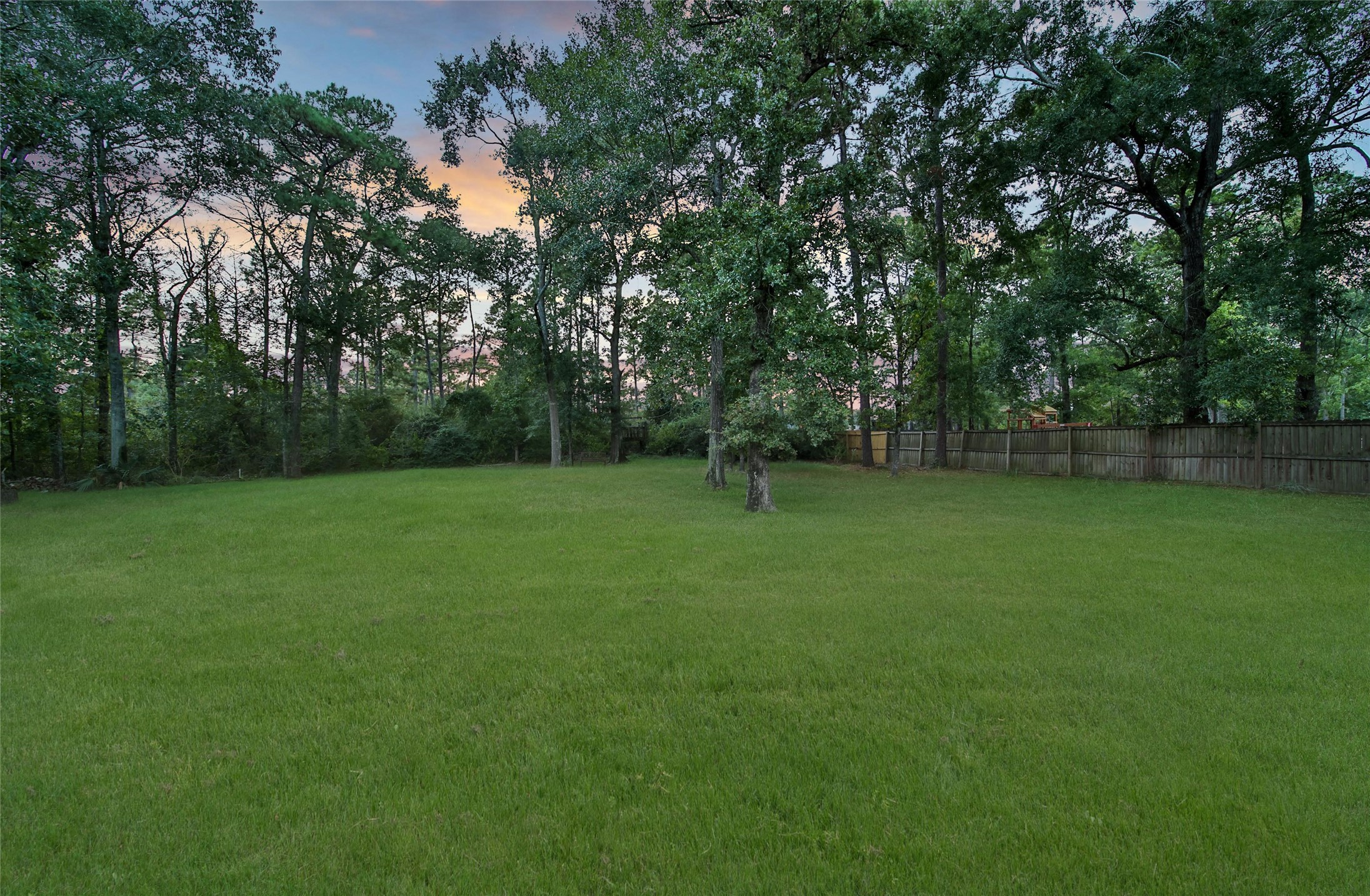 2315 Legends Gate Drive Spring, TX 77386 - Photo 45 of 50 a view of garden with a trees