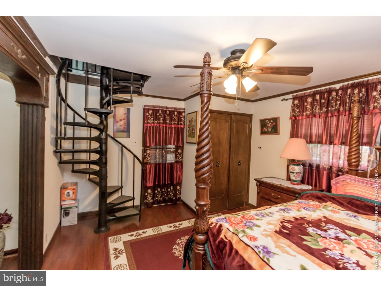 678 Lily Road Warminster, PA 18974 - Photo 13 of 24 Gallery Image 13