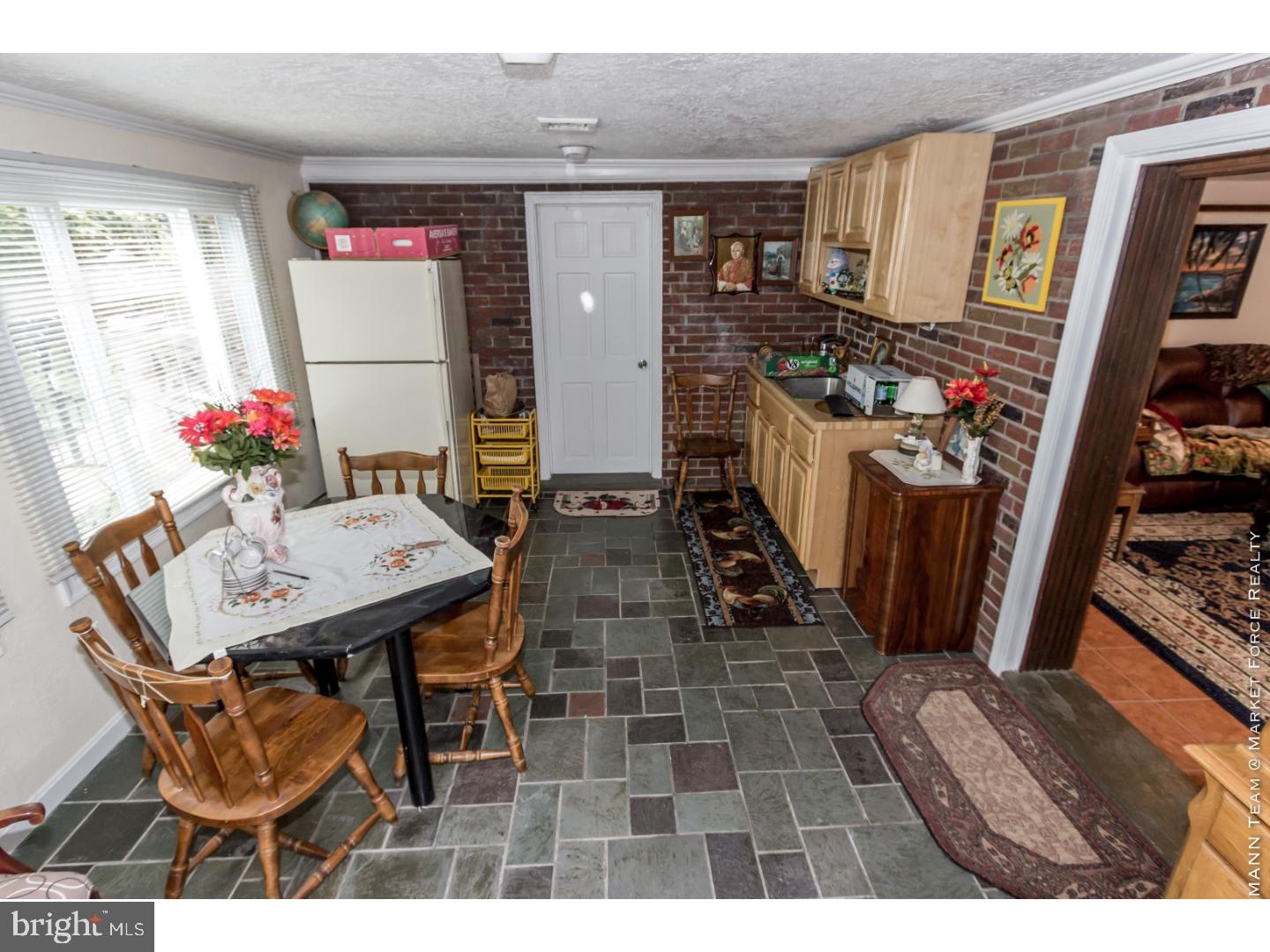 678 Lily Road Warminster, PA 18974 - Photo 20 of 24 Gallery Image 20