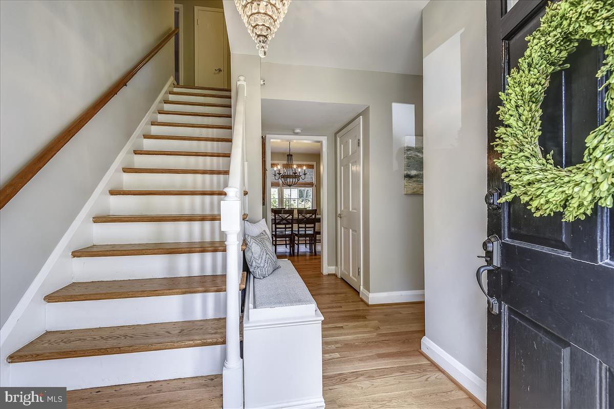 7100 Copeleigh Road Baltimore, MD 21212 - Photo 4 of 45