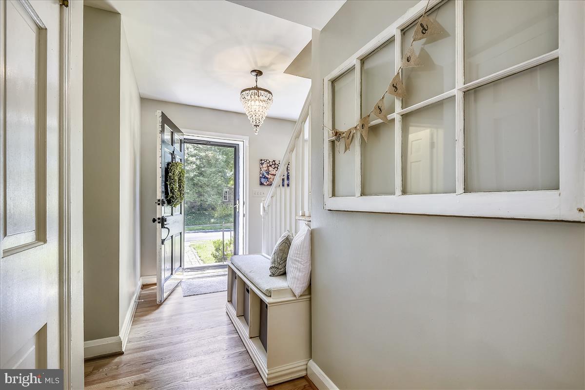 7100 Copeleigh Road Baltimore, MD 21212 - Photo 8 of 45