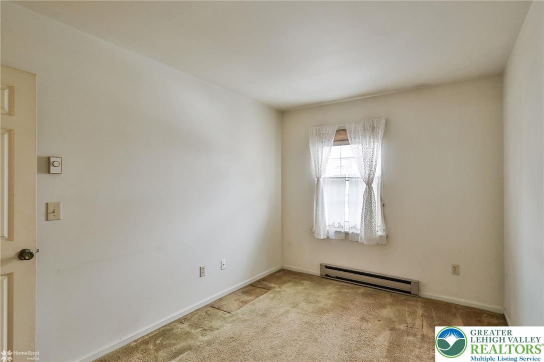 822 Elm Street Bethlehem, PA 18018 - Photo 24 of 40 an empty room with windows