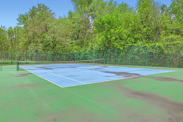5952 Leeds Road Hoffman Estates, IL 60192 - Photo 29 of 29