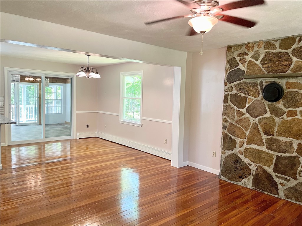 431 Perry Hill Road Coventry, RI 02816 - Photo 7 of 25