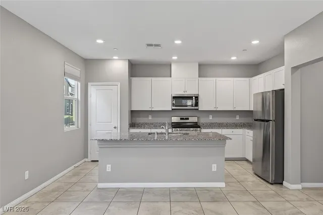 $2,135 | 3242 Trabia Avenue, Henderson, NV 89044