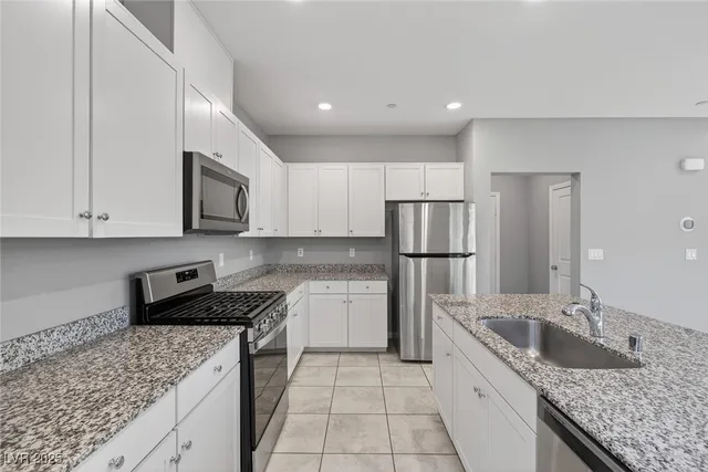 $2,135 | 3242 Trabia Avenue, Henderson, NV 89044