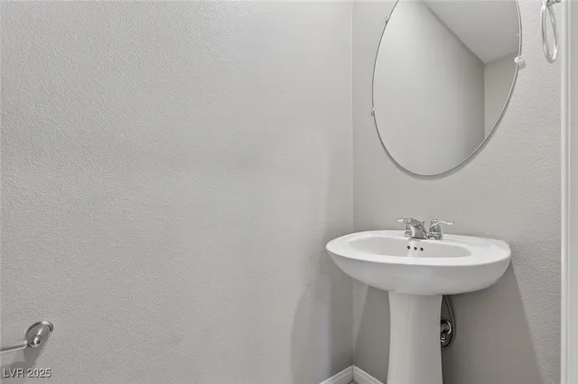 $2,135 | 3242 Trabia Avenue, Henderson, NV 89044