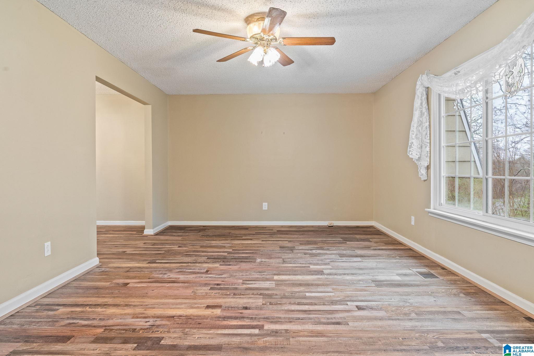 1339 Little Cloud Circle Alabaster, AL 35007 - Photo 3 of 22