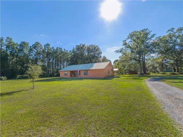 $455,000 | 43 Dutch Road, Hortense, GA 31543