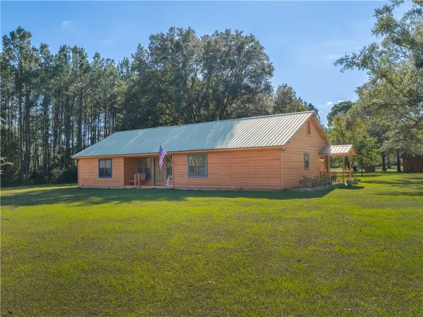 $455,000 | 43 Dutch Road, Hortense, GA 31543