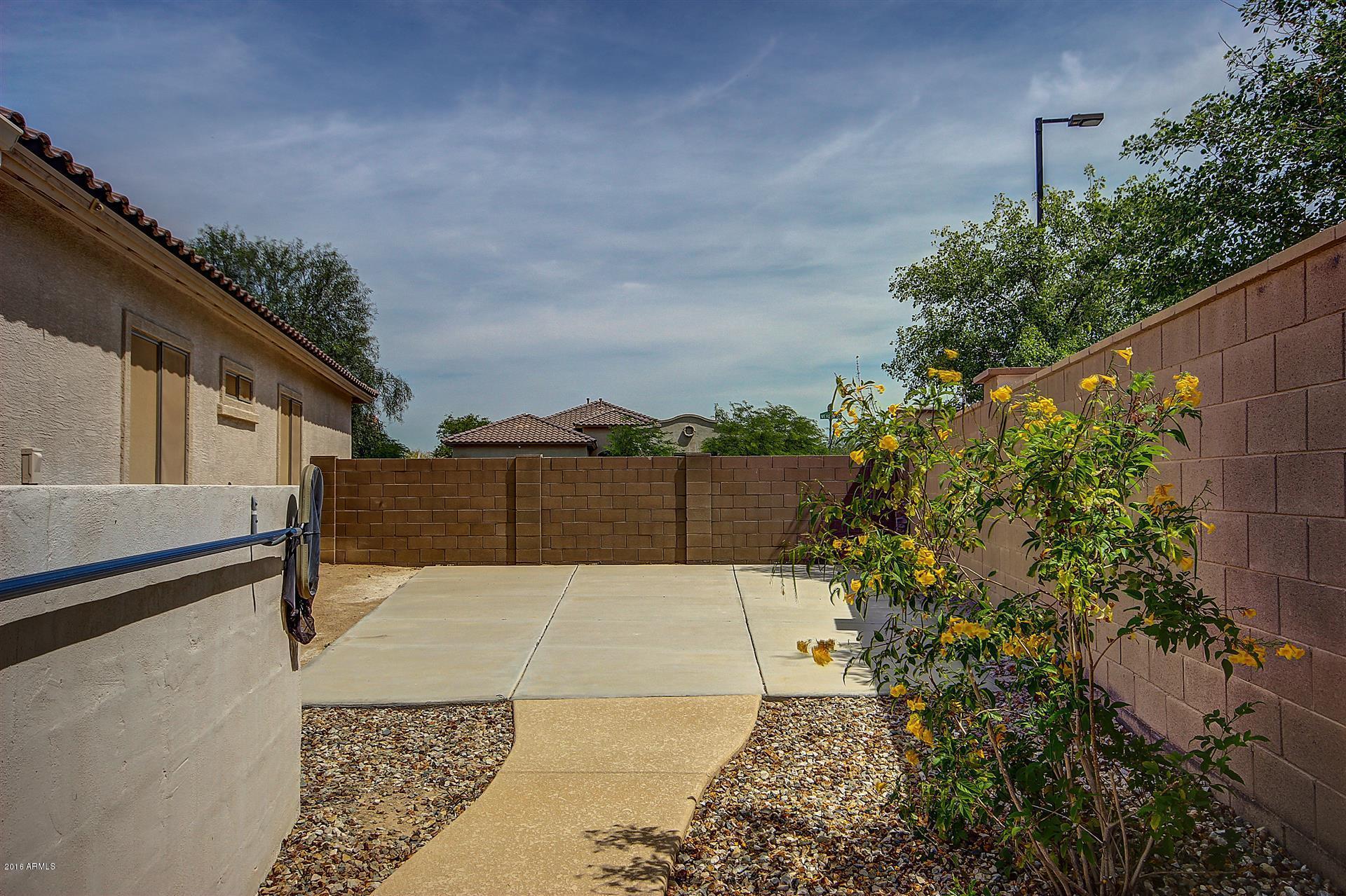 17539 West Verdin Road Goodyear, AZ 85338 - Photo 10 of 35 0030-Verdin (30)
