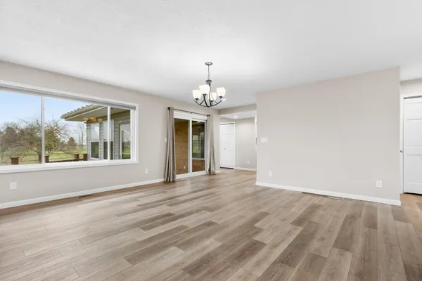 $498,500 | 6703 Rs Avenue East, Scotts, MI 49088