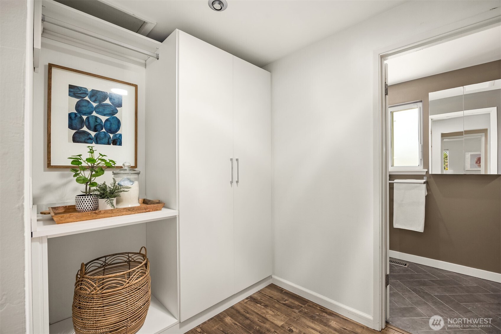 16021 15th Avenue Southwest Burien, WA 98166 - Photo 22 of 36