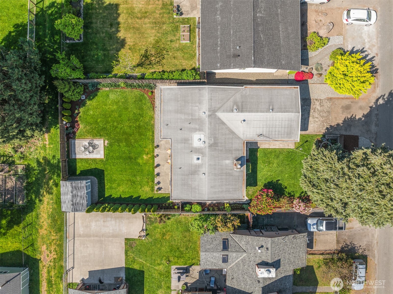 16021 15th Avenue Southwest Burien, WA 98166 - Photo 33 of 36 an aerial view of multiple house