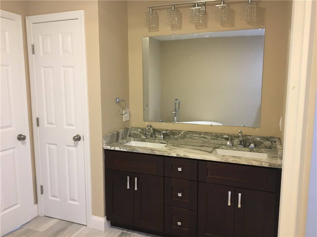 48 Nicholas Drive Woonsocket, RI 02895 - Photo 6 of 16 Gallery Image 6