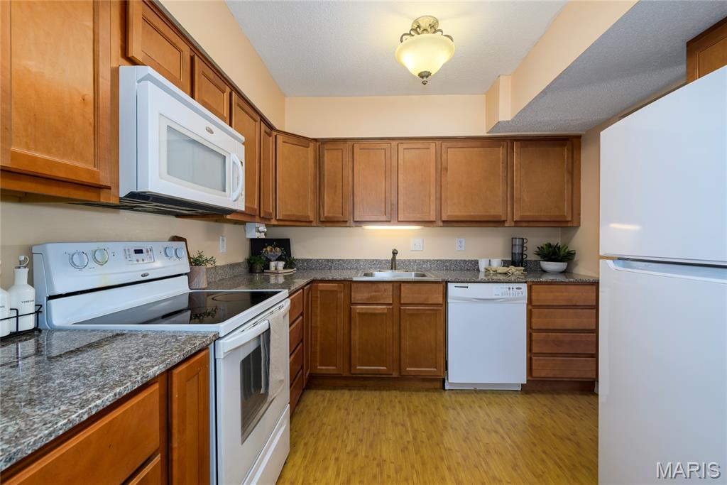 5555 Heintz Road, Unit 10 St. Louis, MO 63129 - Photo 14 of 30 Gallery Image 14
