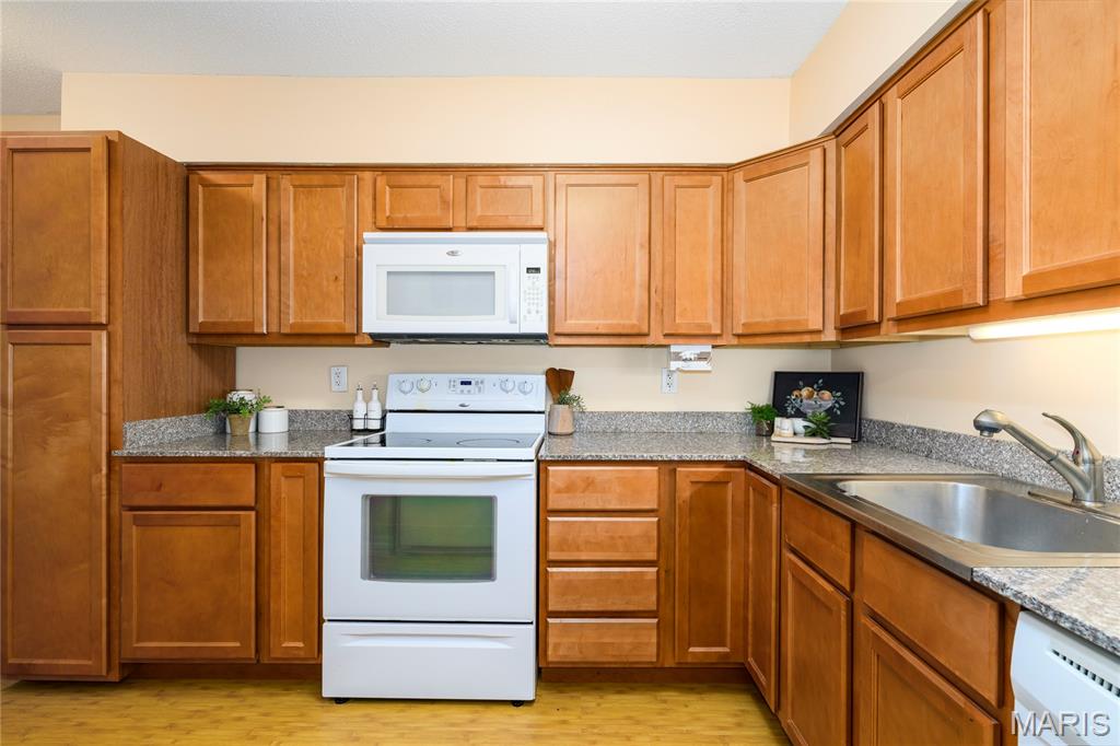 5555 Heintz Road, Unit 10 St. Louis, MO 63129 - Photo 15 of 30 Gallery Image 15
