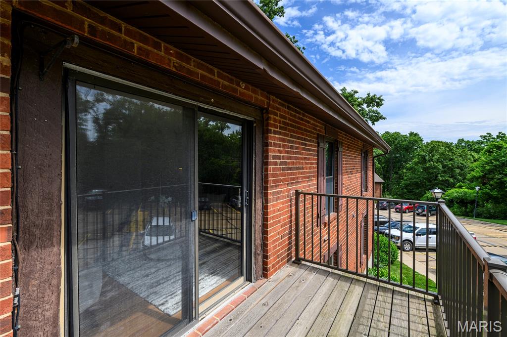 5555 Heintz Road, Unit 10 St. Louis, MO 63129 - Photo 10 of 30 Gallery Image 10