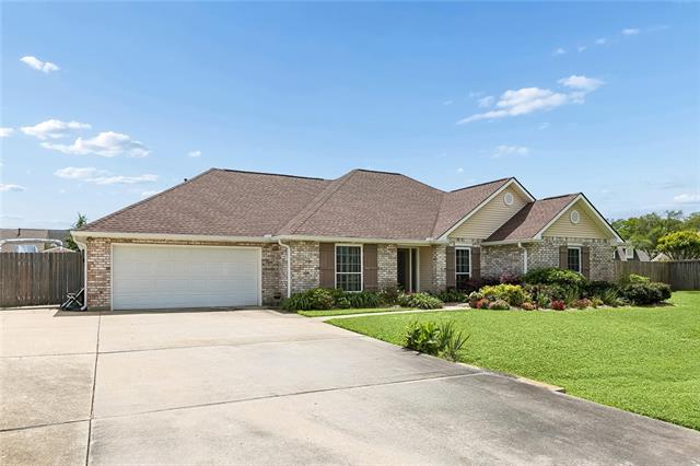 135 Magnolia Court Luling, LA 70070 - Photo 3 of 24