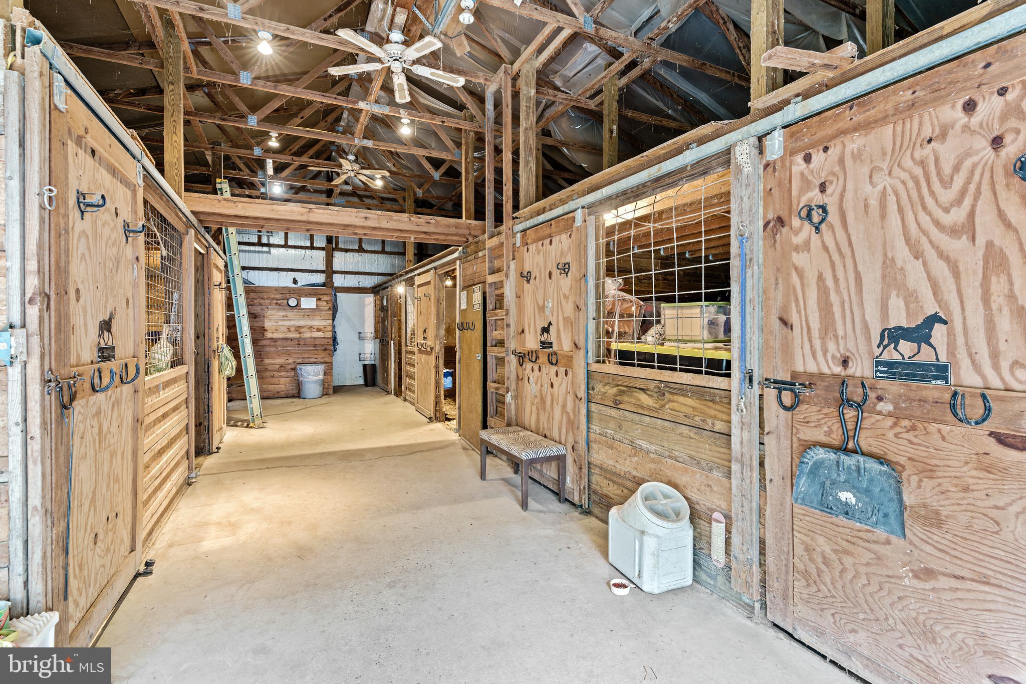 77 Kerlin Road Salem, NJ 08079 - Photo 27 of 44 Barn