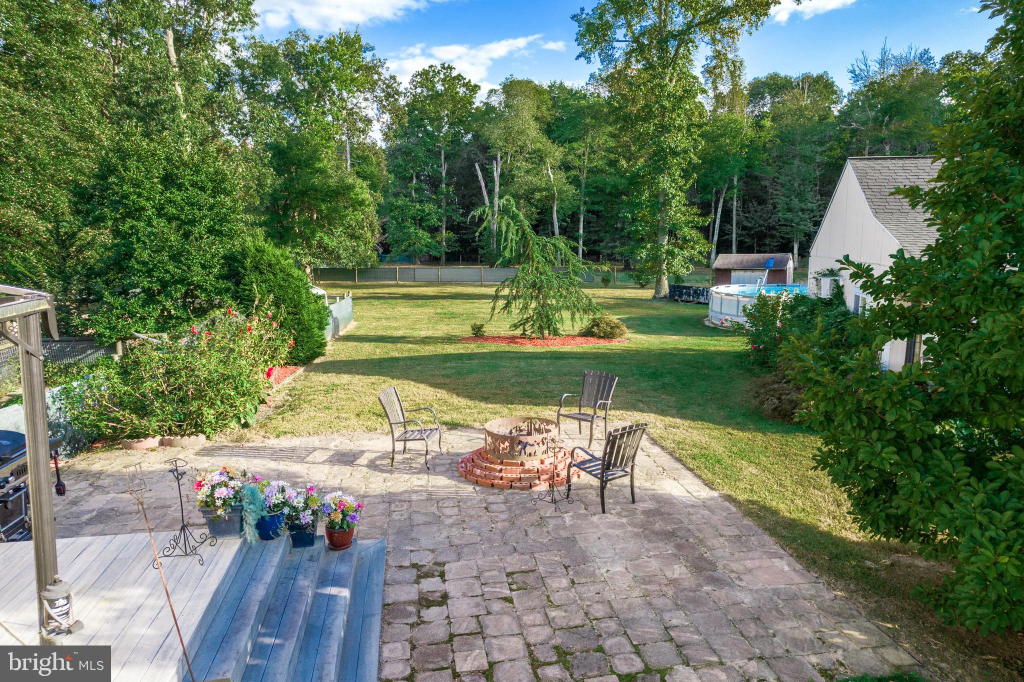 77 Kerlin Road Salem, NJ 08079 - Photo 31 of 44 Patio with burn pi