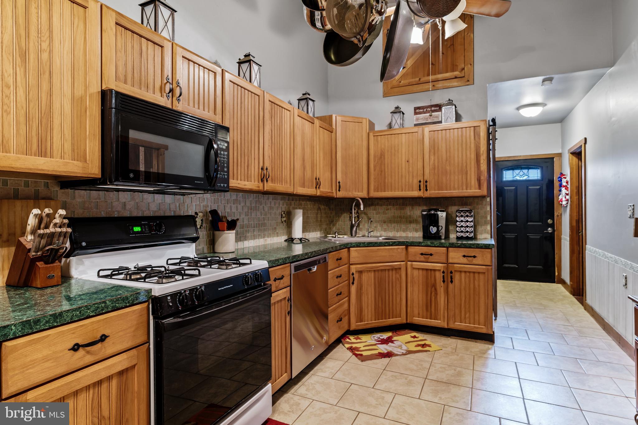 77 Kerlin Road Salem, NJ 08079 - Photo 5 of 44 Kitchen