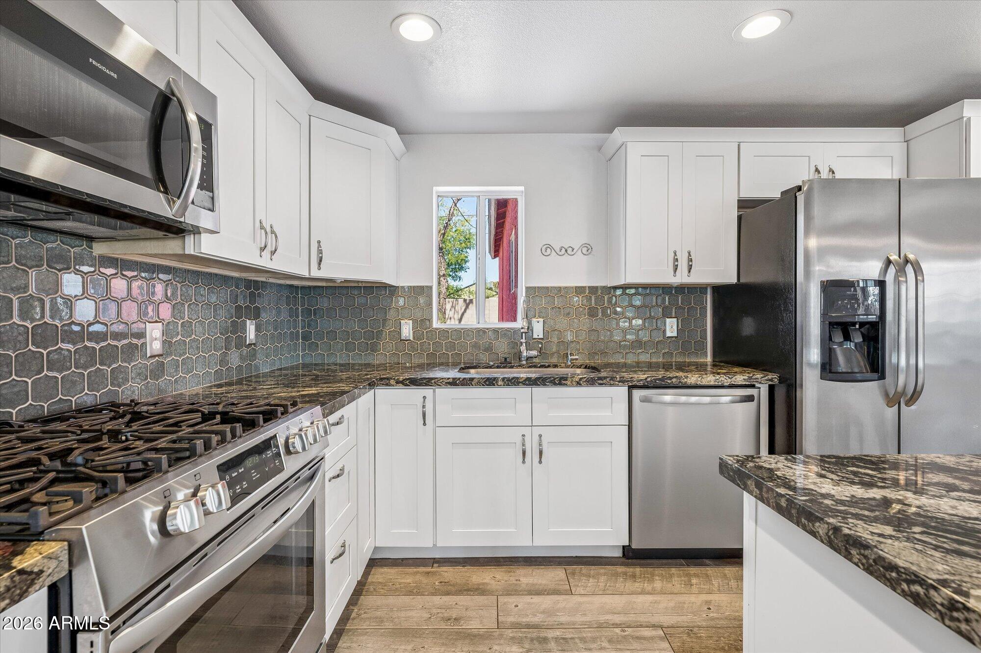 2218 East Yale Street Phoenix, AZ 85006 - Photo 13 of 35