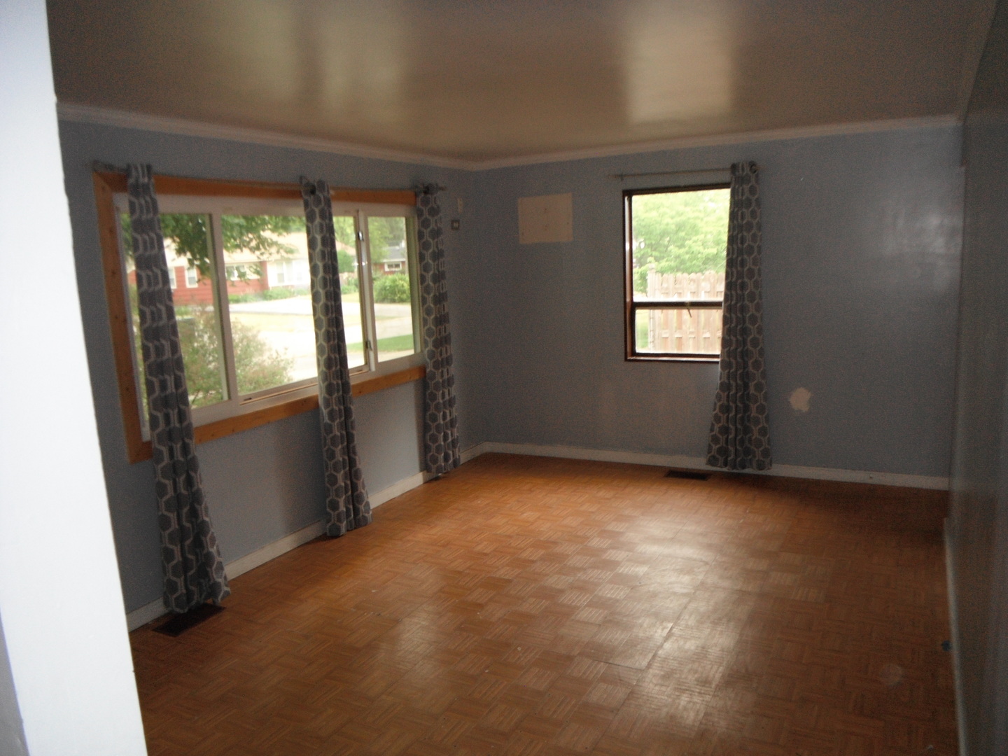 2203 Sigwalt Street Rolling Meadows, IL 60008 - Photo 8 of 11