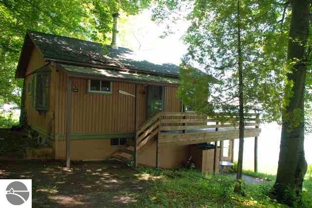 4319 Euclid Road Interlochen, MI 49643 - Photo 9 of 14 1717427-8.JPG