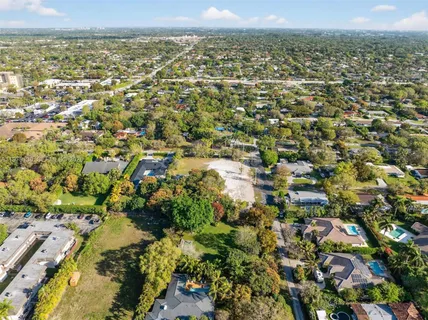 $6,700,000 | 9232 Southwest 84th Avenue, Miami, FL 33156