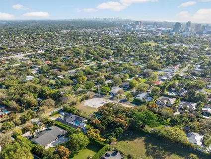 $6,700,000 | 9232 Southwest 84th Avenue, Miami, FL 33156