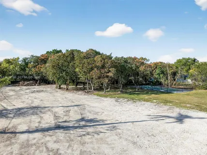$6,700,000 | 9232 Southwest 84th Avenue, Miami, FL 33156