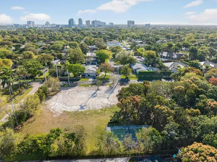$6,700,000 | 9232 Southwest 84th Avenue, Miami, FL 33156