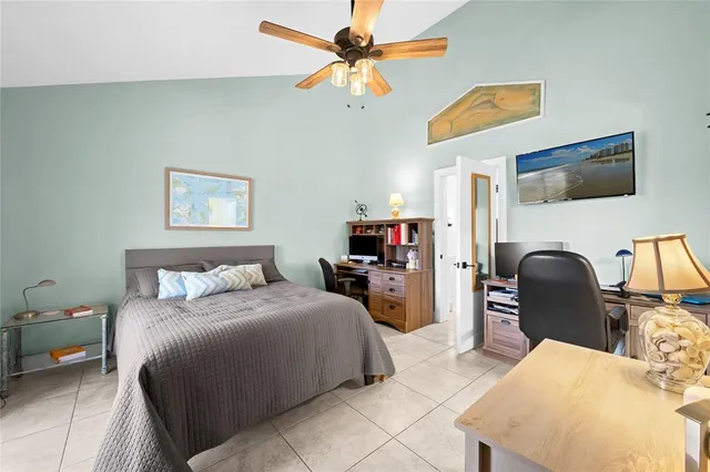 $370,000 | 630 Northeast 20th Lane, Boynton Beach, FL 33435