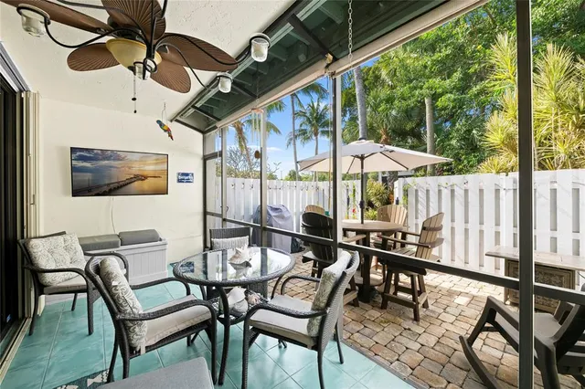 $370,000 | 630 Northeast 20th Lane, Boynton Beach, FL 33435