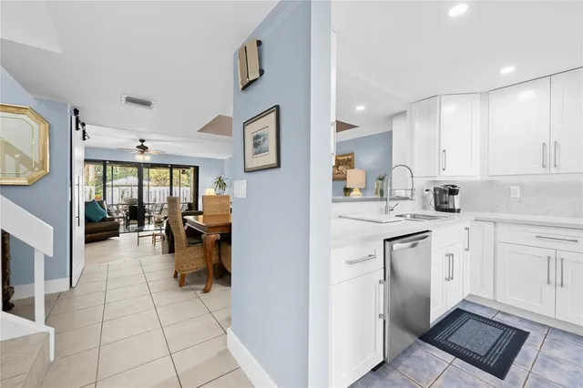 $370,000 | 630 Northeast 20th Lane, Boynton Beach, FL 33435