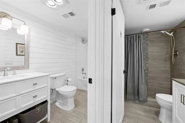 $370,000 | 630 Northeast 20th Lane, Boynton Beach, FL 33435