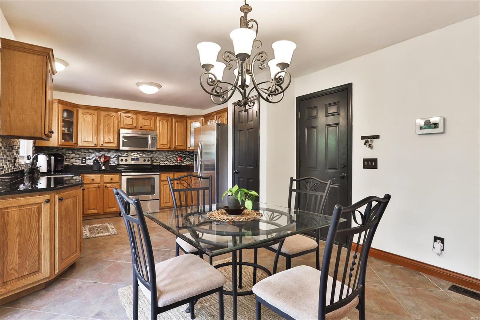 408 Kimberly Lane St. Peters, MO 63376 - Photo 11 of 52