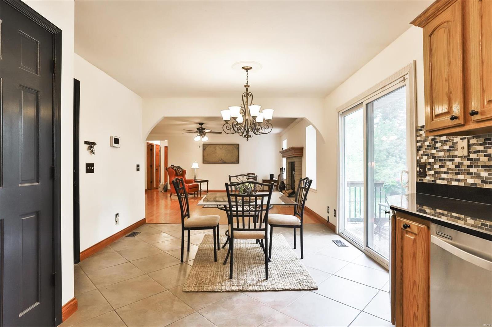 408 Kimberly Lane St. Peters, MO 63376 - Photo 15 of 52