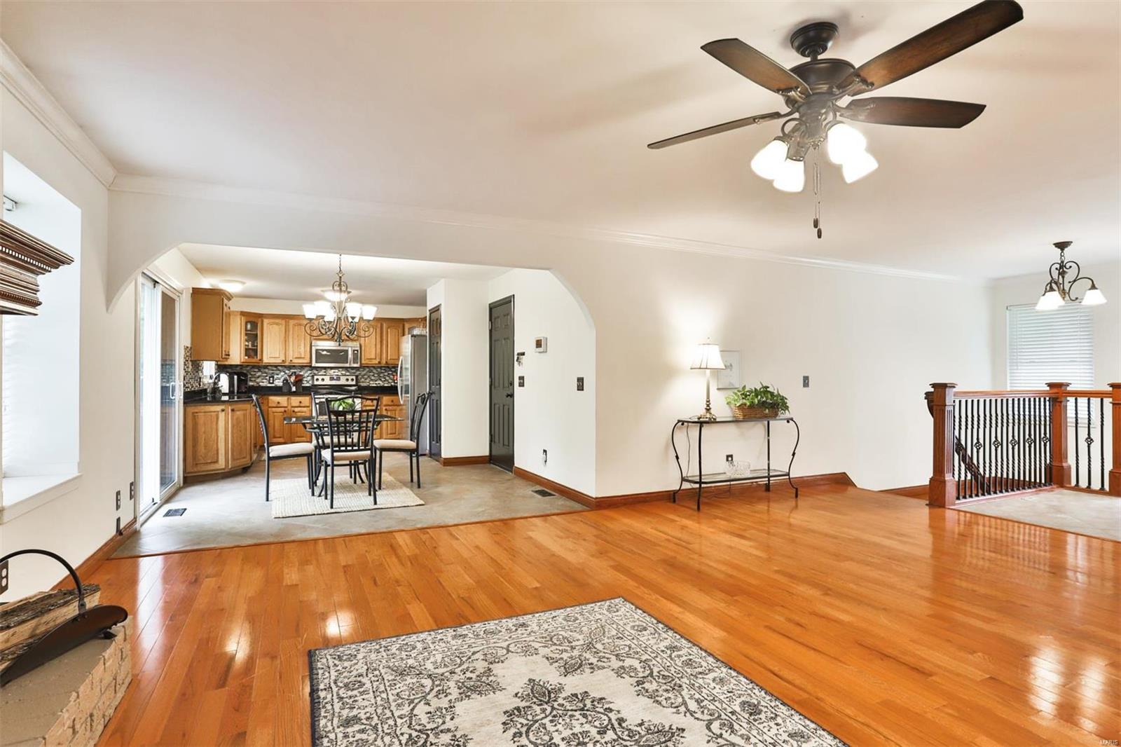 408 Kimberly Lane St. Peters, MO 63376 - Photo 9 of 52